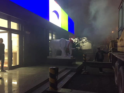 大象石雕