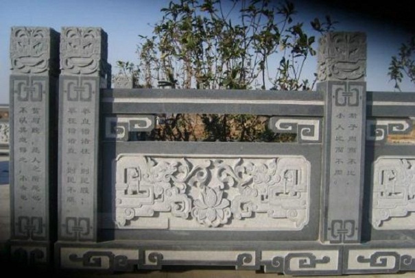 什么是浮雕栏杆，材质有哪些？